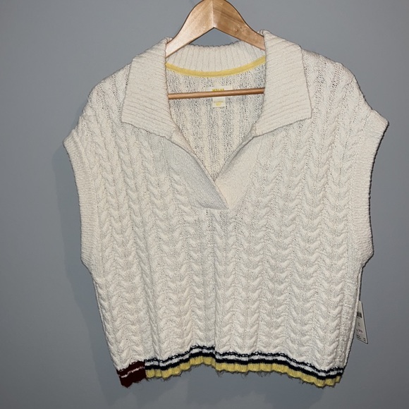 NWTS CABLE KNIT SWEATER VEST (XL) - Picture 6 of 12